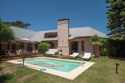 Casa en venta, 4 dormitorios - Jardines de Córdoba