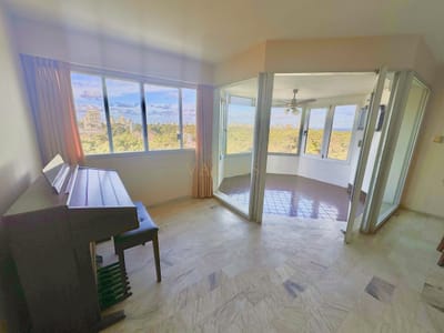 Apartamento de 3 dormitorios en venta en Punta del Este