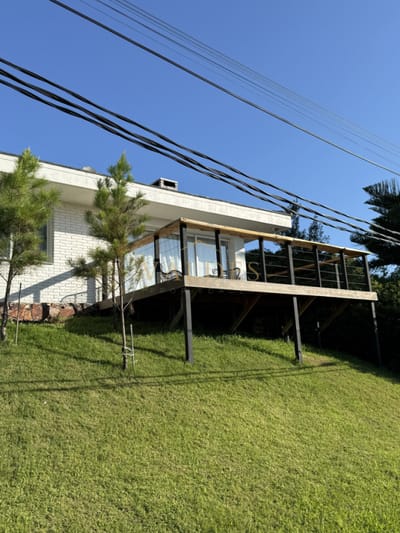 Venta y alquiler anual casa de 5 dormitorios Solanas