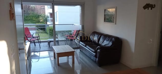 Vende apartamento en Rincón del Indio - Punta del Este de 2 Dormitorios.
