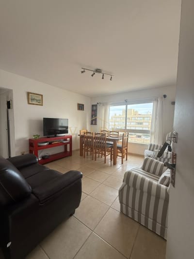 Apartamento 2 dormitorios 2 baños frente a El Emir en ALQUILER ANUAL