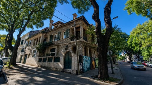 Casa en venta c/ cochera en Pocitos