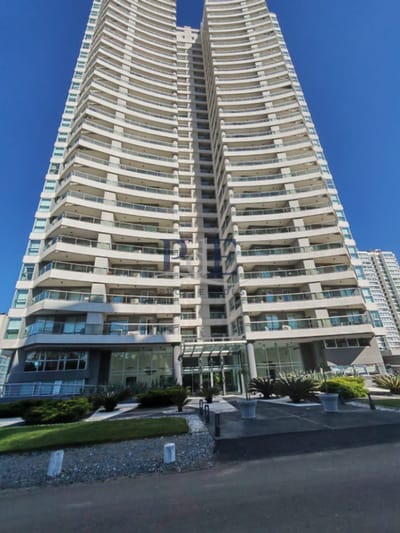 Apartamento en venta 2 Dorm + Dep con Baño | Playa Brava