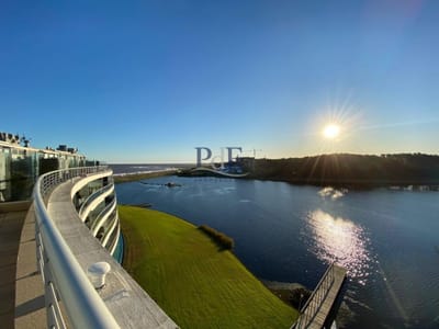 Penthouse dúplex en venta | Laguna del Diario, sobre el lago frente al mar.