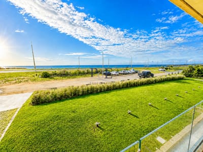 Apartamento en venta | Walmer Lagoon, playa Mansa - 2 dormitorios.