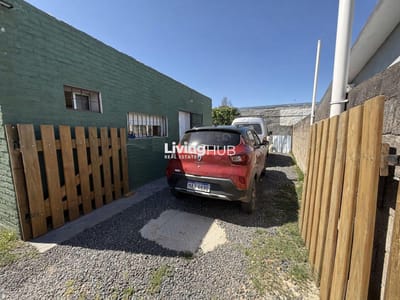 Alquiler de casa 2 dormitorios en Ciudad de la Costa, 144 m²