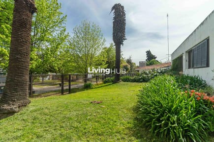 Colón – Casa de 5 dormitorios en una planta, con 1.583 m² de terreno