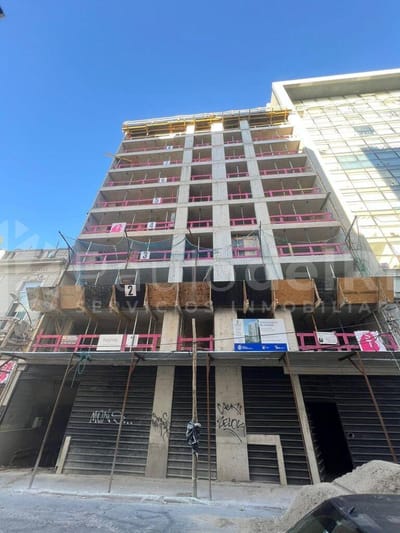Venta apto 2 dormitorios con terraza piso alto