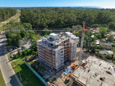 Venta apto 2 dormitorios Balcón Parrilla exclusiva Vista Luz Sol En gran complejo