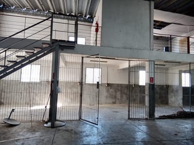 Galpón en alquiler en Joaquín Suárez de 400 m2