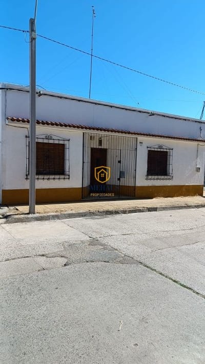 Casa en venta en Santa Lucía con 4 dormitorios