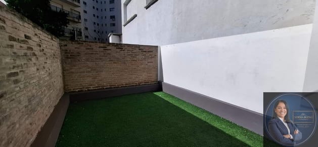 Venta monoambiente con patio,Cordón Sur