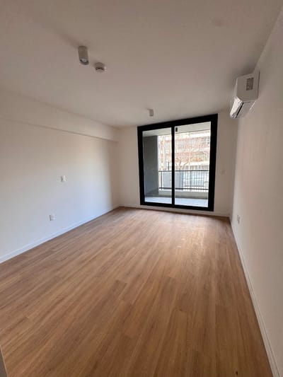 Venta apartamento Malvin 2 dormitorios patio exclusivo