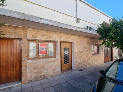 Ubicación Estratégica: inmueble con recepción y 4 oficinas en S. Pereda y Florida
