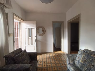 Casa en alquiler c/ cochera en Aires Puros