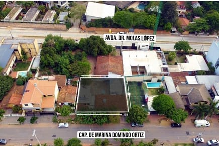 EN VENTA TERRENO EN BARRIO MBURUCUYÁ