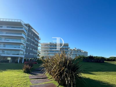 ALQUILER APARTAMENTO PLAYA BRAVA PRIMERA LINEA