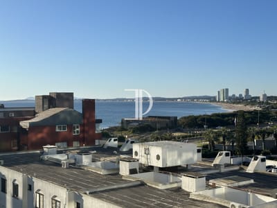 Venta y Alquiler Temporario de apartamento en la mejor ubicación en Punta del Este