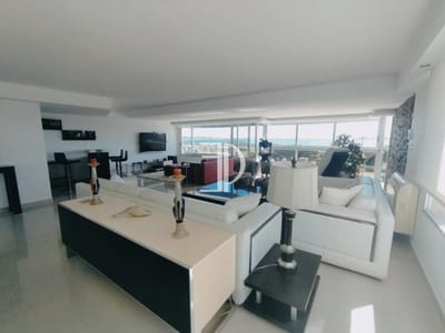 VENTA DE APARTAMENTO DE 3 DORMITORIOS Y DEPENDENCIA CON VISTA A LA MANSA
