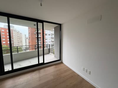 PARQUE BATLLE APARTAMENTO 1 DORMITORIO AL FRENTE  !!!A ESTRENAR!!!