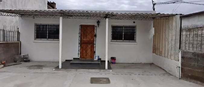 PIEDRAS BLANCAS CASA A ESTRENAR 2 DORMITORIOS CON GARAJE