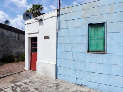 Salto,Casa económica con gran terreno