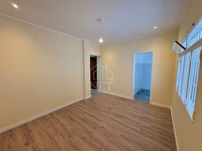 Venta apartamento 2 dormitorios, Ciudad vieja.