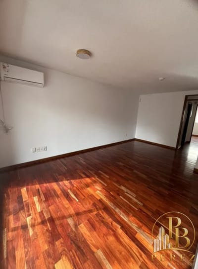 Apartamento en alquiler c/ cochera en Pocitos