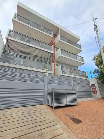 Departamento en alquiler c/ cochera en Zona Norte