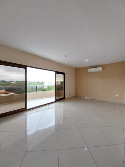 Dúplex en alquiler c/ cochera en Ciudad Nueva