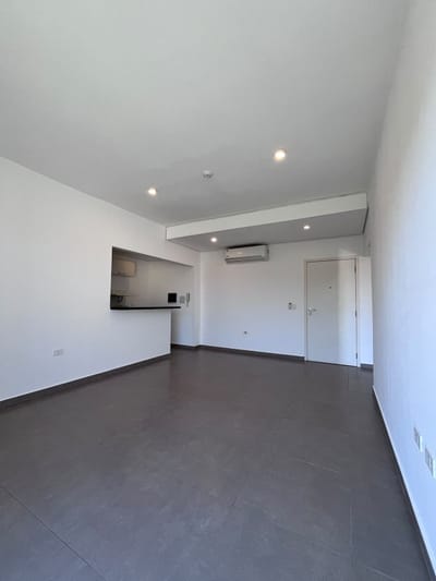 Departamento en alquiler c/ cochera en Campo Grande