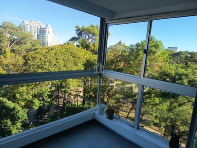 Se vende apartamento en Roosevelt, 2 dormitorios, 2 baños, reciclado