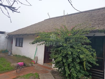 Se vende Cabaña en la Sonrisa cuenta con un 1 dormitorio, baño, cocina comedor integrada