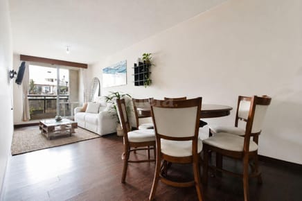 ALQUILA APARTAMENTO AMOBLADO 2 DORMITORIOS, 2 BAÑOS, GARAJE EN POCITOS