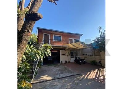 CASA MULTIFUNCIONAL EN VENTA + 2 DEPARTAMENTOS EN SAN ANTONIO