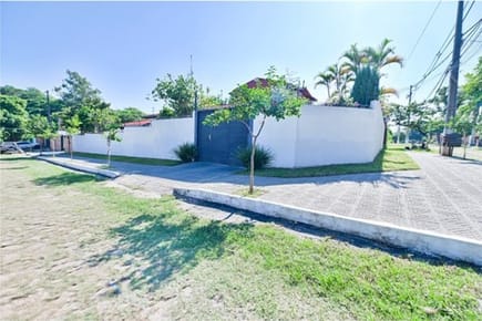 VENDO CASA EN LAMBARÉ ZONA MUNICIPALIDAD!!