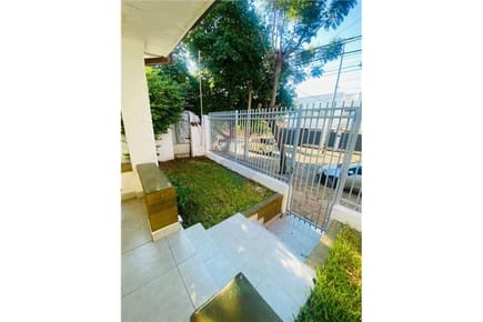 VENDO CASA A REFACCIONAR EN RECOLETA SOBRE SEIFERHEL