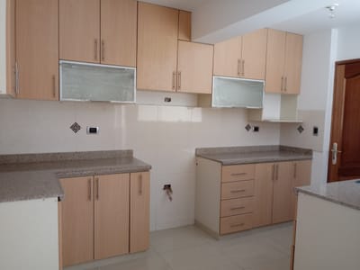 VENDO DEPARTAMENTO AV CRISTOBAL DE PERALTA PISO 4 ASCENSOR DIRECTO