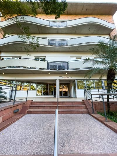 EN VENTA EDIFICIO DE 6NIVELES - RESIDENCIAL MANORÁ