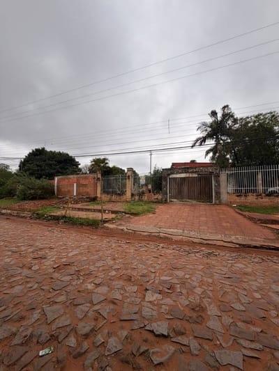 Venta de terreno en Villa Elisa 