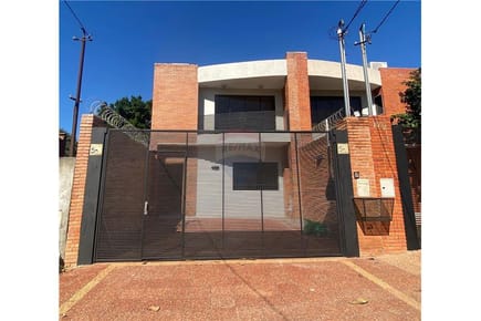 Alquiler AMPLIO Dúplex Barrio Villa Aurelia