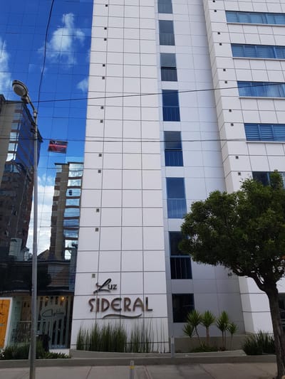 Lindo Departamento Edificio Luz Sideral Calle 22 de Calacoto