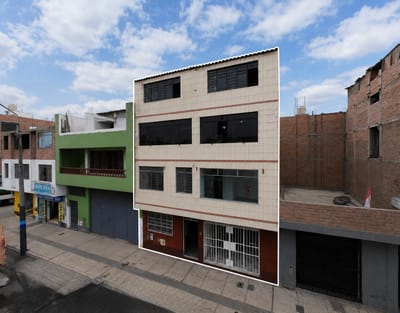 Edificio De 4 Pisos Para Centro Médico, Consultorios U Oficinas