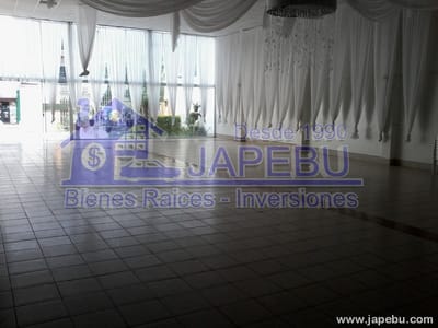 PRECIOSO SALON DE EVENTOS