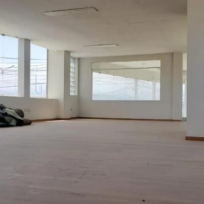 EXCELENTE LOCAL COMERCIAL EN ESQUINA EN ALQUILER - VTE. UCHUMAYO