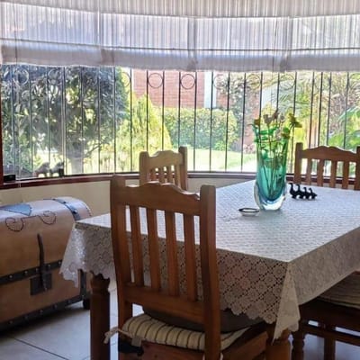 CASA DE UN PISO EN VENTA CON PISCINA EN SACHACA PALACIO I