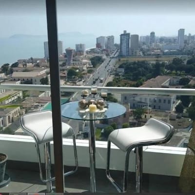 Dúplex ubicado en Magdalena, Lima con excelente vista al mar y la ciudad.