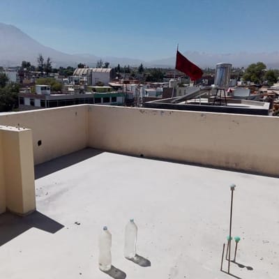 EN VENTA CASA EN URB. PRIVADA CERCA A TINGO Y SACHACA