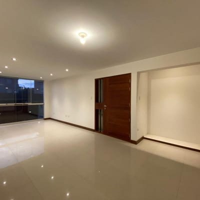 EN VENTA ACOGEDOR DEPARTAMENTOS - DE ESTRENO