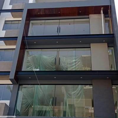 MODERNO Y EXCLUSIVO TRÍPLEX - EN VENTA